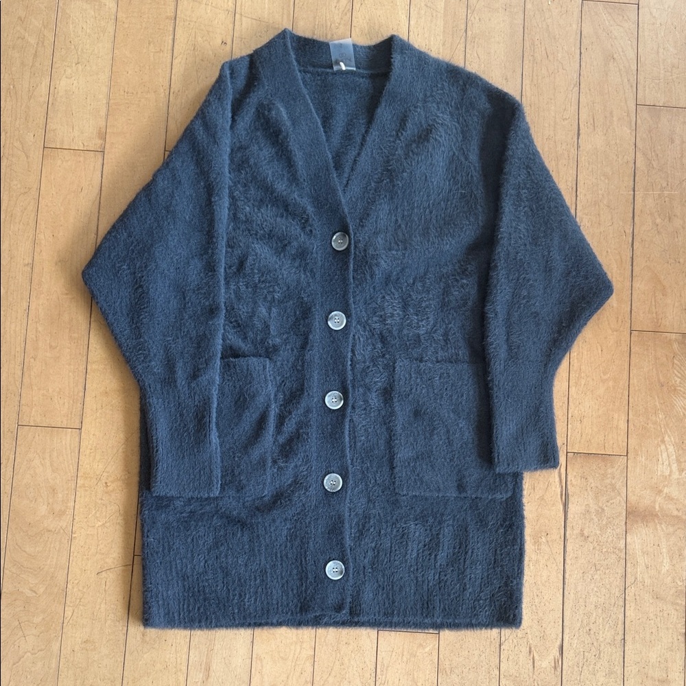 CAlia Soft Gray Knit Sweater